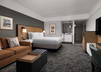 Suite, 1 King Bed