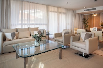 Presidential Suite (The Level Presidential Suite)