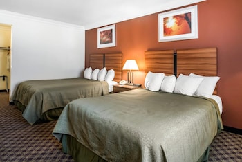 Standard Room, 2 Queen Beds, Non Smoking