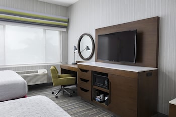 Room, 2 Queen Beds, Accessible (Hearing)
