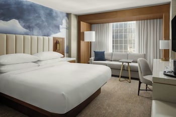 Club Room, 1 King Bed
