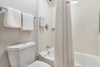 Deluxe Room, 2 Double Beds (Smoke Free)