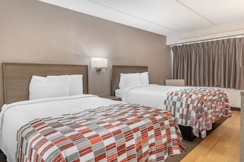 Deluxe Room, 2 Double Beds (Smoke Free)