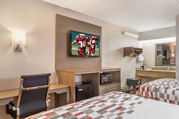Deluxe Room, 2 Double Beds (Smoke Free)