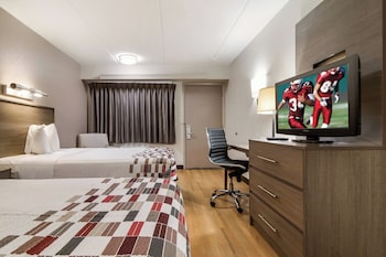 Standard Room, 2 Double Beds (Smoke Free)