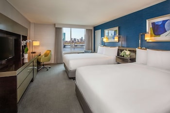 Room, 2 Queen Beds, River View