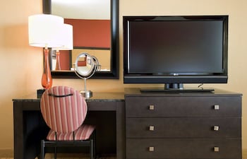 Suite, Multiple Beds, Microwave (Custom)
