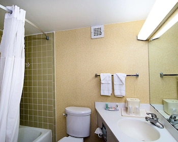 Standard Double Room, 2 Double Beds, Smoking