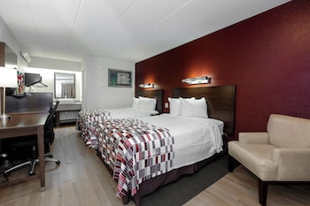 Deluxe Room, 2 Double Beds (Smoke Free)