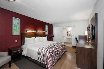 Superior Room, 1 King Bed, Accessible (Smoke Free)