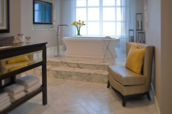 Luxury Suite, 3 Bedrooms