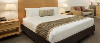Queen Suite