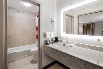Suite, 1 King Bed, Non Smoking