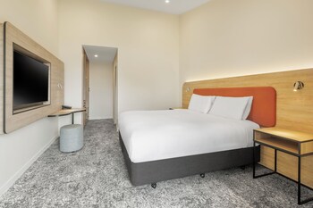 Suite with Seaview 1 King