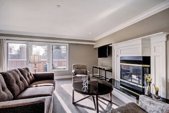 Luxury Suite, 1 King Bed with Sofa bed