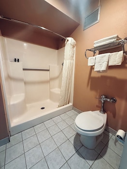 Economy Room, 2 Bedrooms, Non Smoking