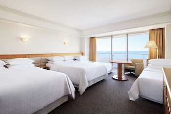 Grand Room, 2 Twin Beds (Disney or Bay view)