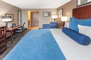 Deluxe Room, 1 King Bed