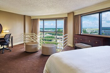 Junior Suite, 1 King Bed with Sofa bed