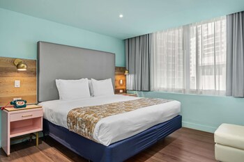 Superior Room, 1 King Bed