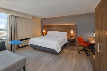 Standard Room, 1 King Bed (Extra Floor Space)