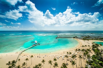 Room, 2 Double Beds, Oceanfront (Ali'i Tower, Private check-in)