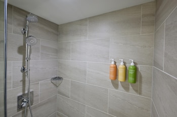 Room, 1 King Bed, Ocean View (Rainbow Tower, Renovated)