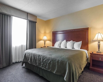 Suite, 1 King Bed, Non Smoking (Upgrade)