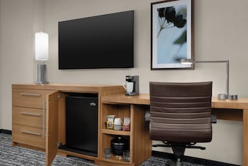 Room, Multiple Beds, Accessible, Bathtub