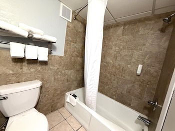 Suite, 1 Queen Bed, Non Smoking