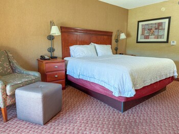 Classic Room, 1 Queen Bed, Non Smoking