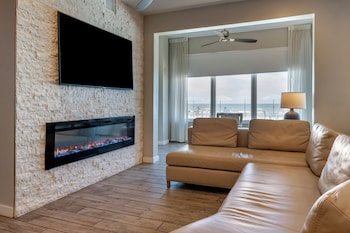 4 Bdrm Oceanfront Presidential Ste 3 Kg 2 Twn