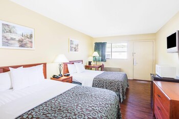Double Room, 2 Double Beds
