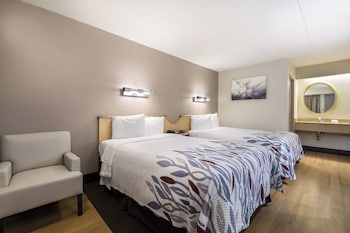 Deluxe Room, 2 Double Beds (Smoke Free)