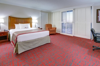 Standard Room, 1 King Bed, Non Smoking