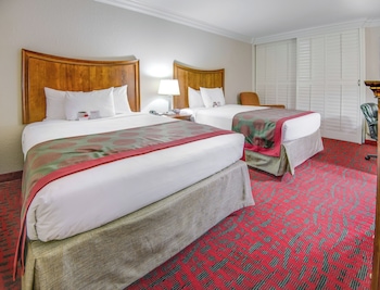 Standard Room, 2 Queen Beds, Non Smoking