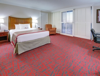 Standard Room, 1 King Bed, Non Smoking
