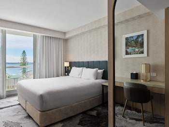 Junior Suite with Two Queen Beds, Bath and Bay View