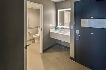 Room, 1 King Bed, Accessible, Non Smoking