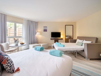 Junior Suite, 1 Double Bed with Sofa bed
