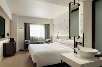 Room, 1 King Bed (Moderate)