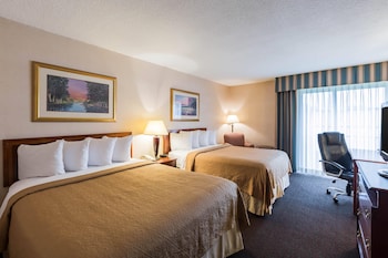 Standard Room, 2 Queen Beds, Non Smoking