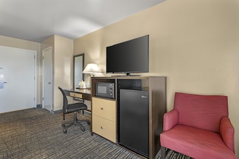 Standard Room, 1 Queen Bed, Non Smoking, Microwave