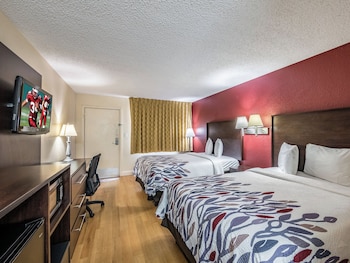 Deluxe Room, 2 Double Beds, Smoking
