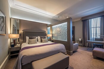 Junior Suite, 1 King Bed