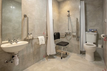 Room, 1 Queen Bed, Accessible (Mobility)