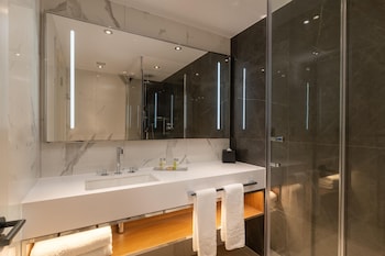Executive Room, 1 King Bed