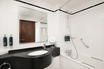 Studio Suite, 1 King Bed, Kitchenette