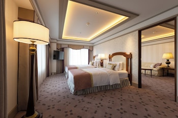 Executive Suite, Non Smoking, Mountain View