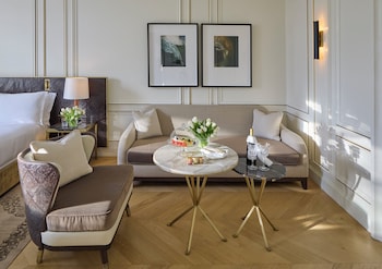 Premier Suite (Junior)
